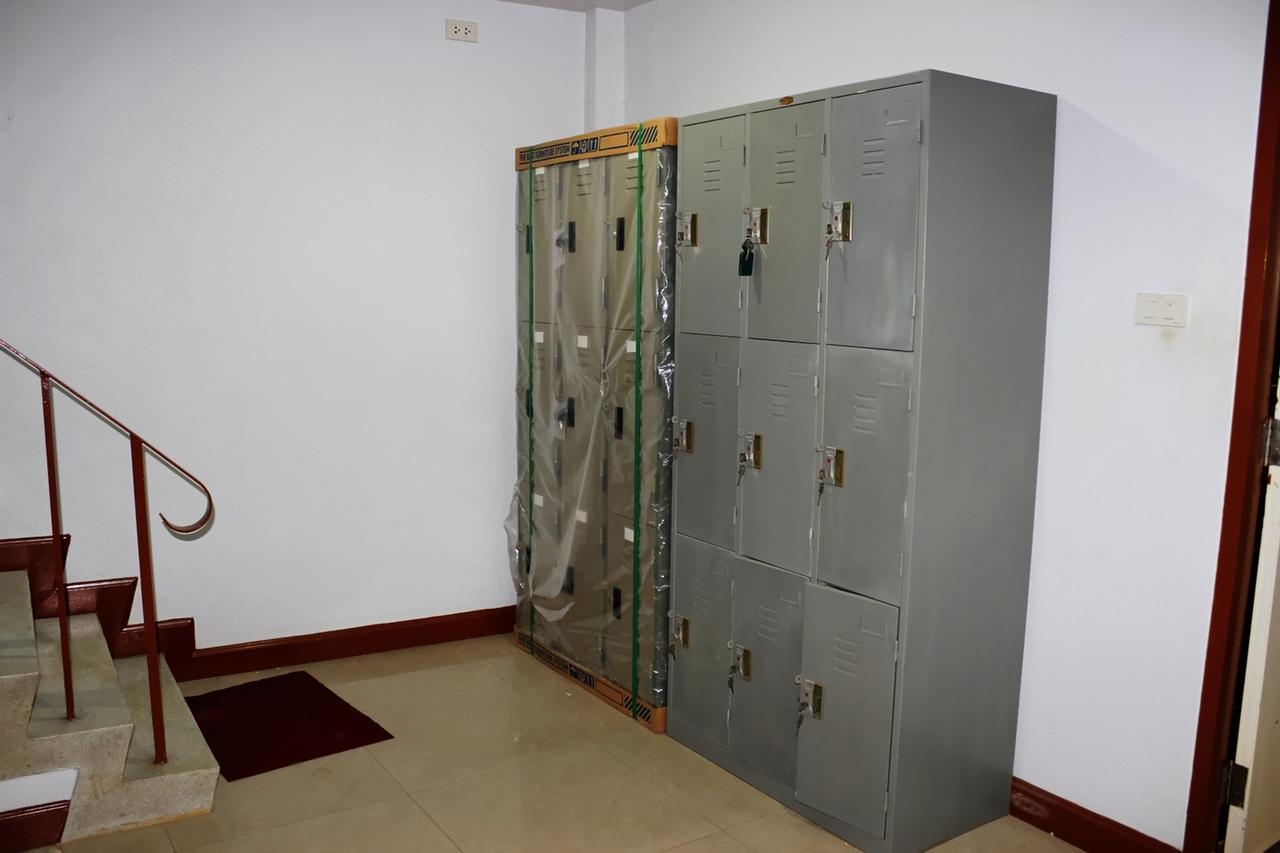 Hostel Base (adults Only) *