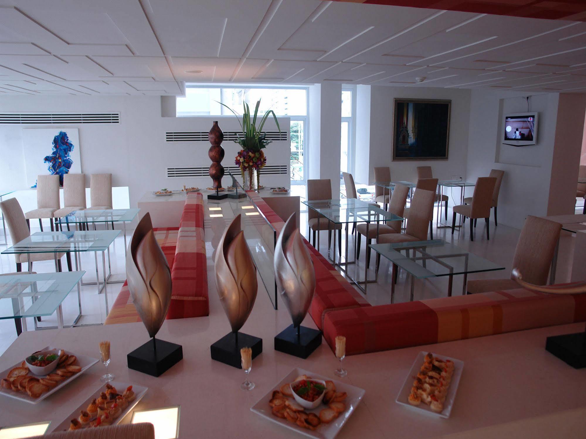 Hotel Le Fenix Sukhumvit 11