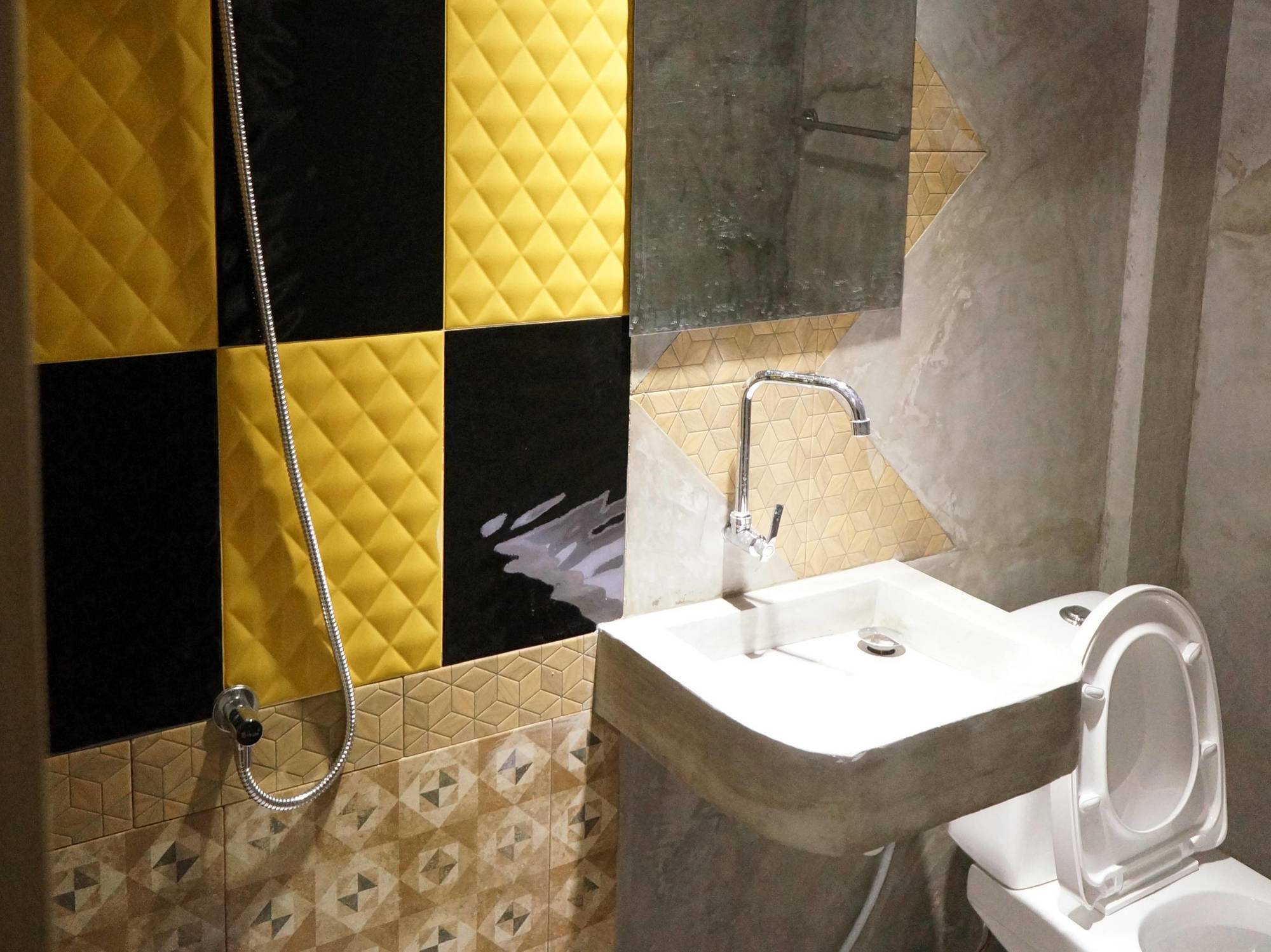 Aparthotel Hive 28 Bangkok