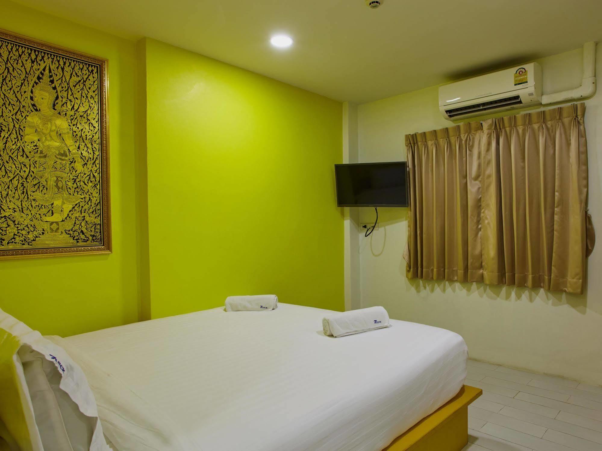 Hotel The Seven Luck Bangkok