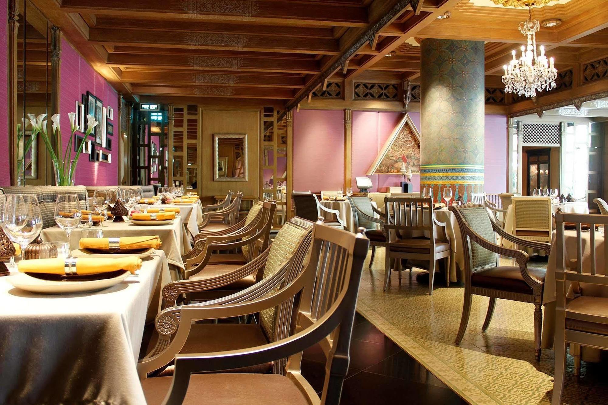 Dusit Thani Hotel 5*