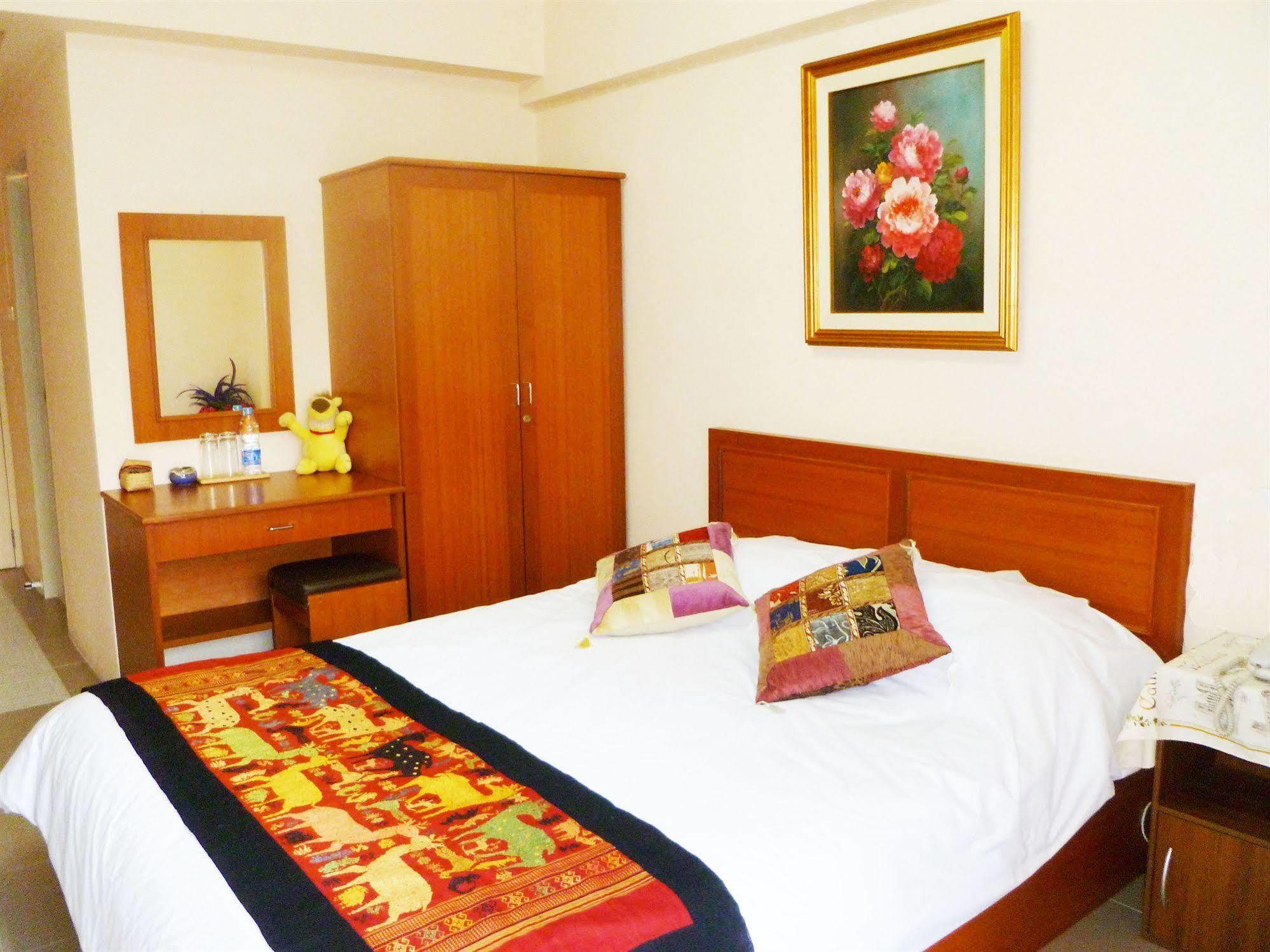 Thanapa Place Motel Bangkok