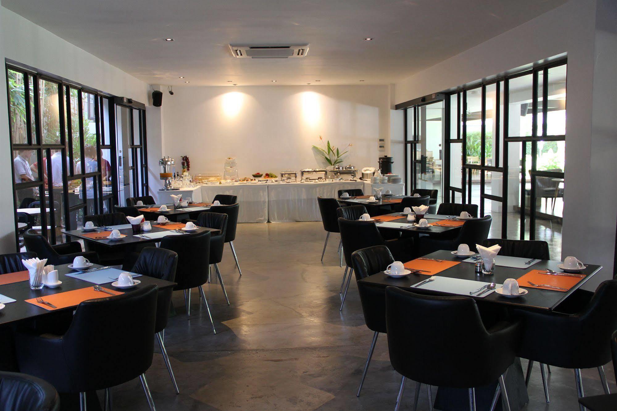 Uma 3* Bangkok