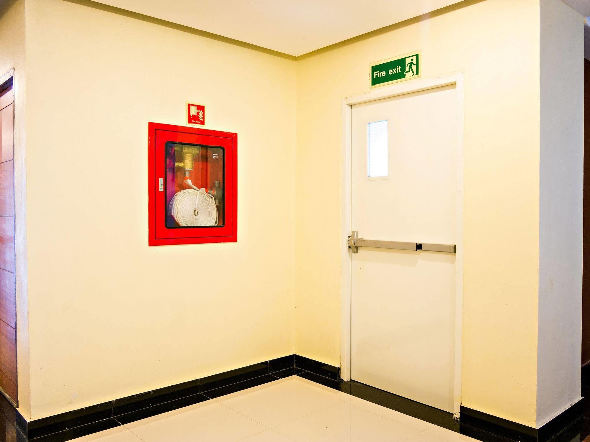 Nrv Place Aparthotel 3*