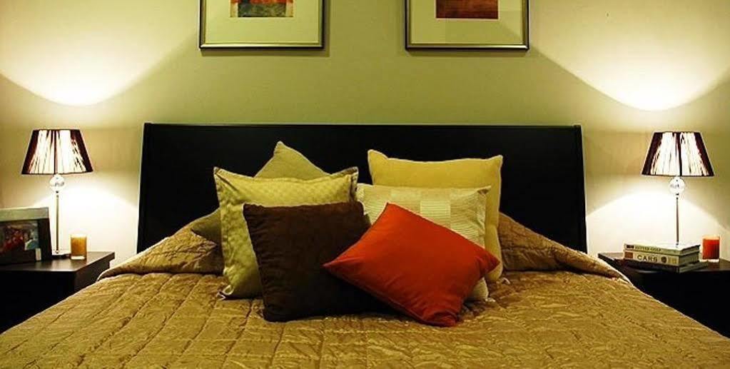 Living Aparthotel