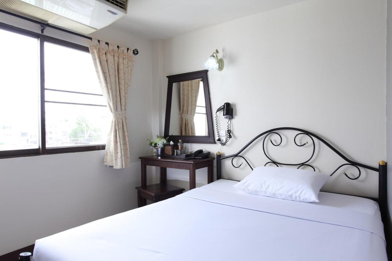 Rambuttri Village Plaza bahay-panuluyan