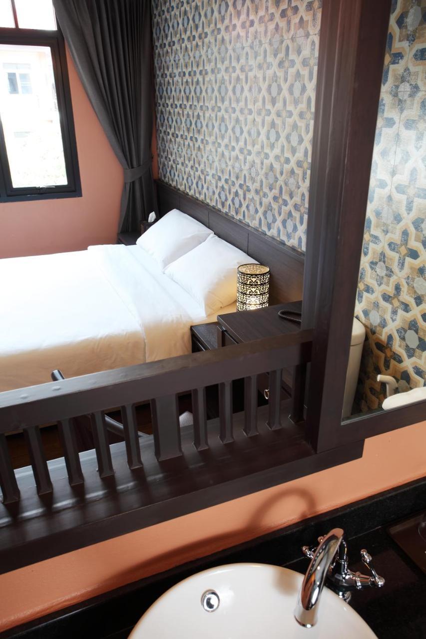 bahay-panuluyan Rambuttri Village Plaza 3*