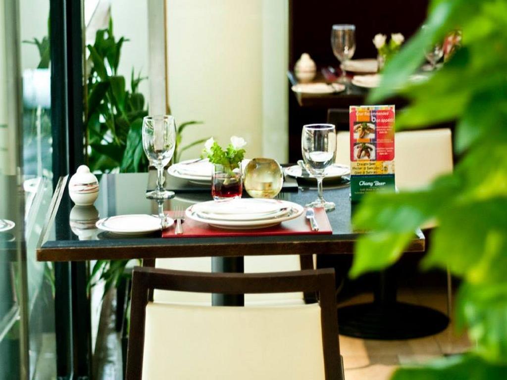 Hotel The Seasons Huamark Bangkok