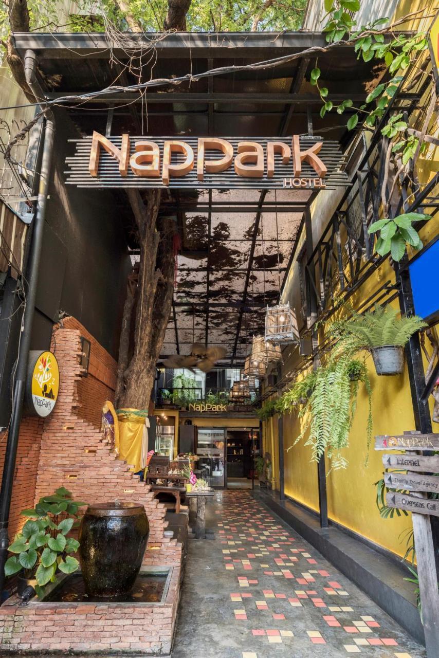 Nappark @khao San Asrama *