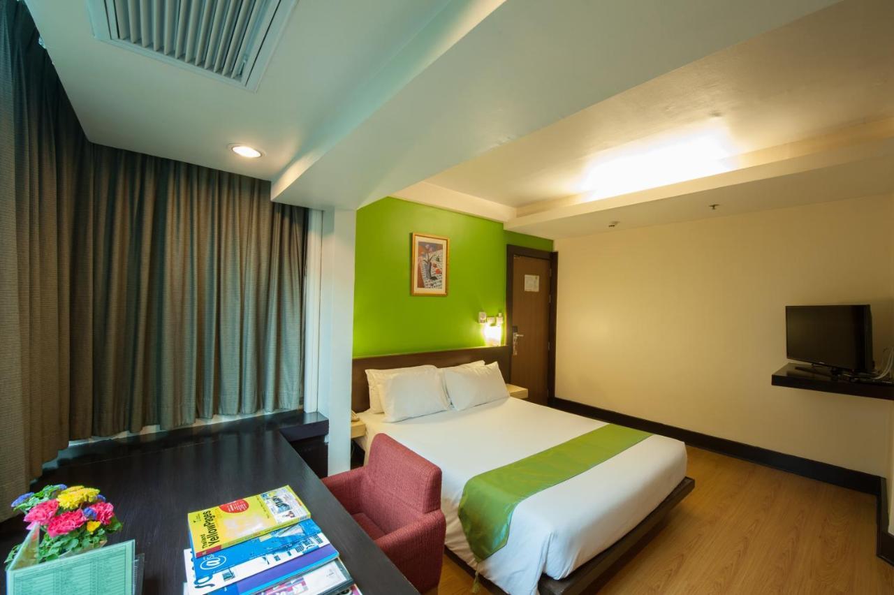 The Seasons Huamark 3* Bangkok