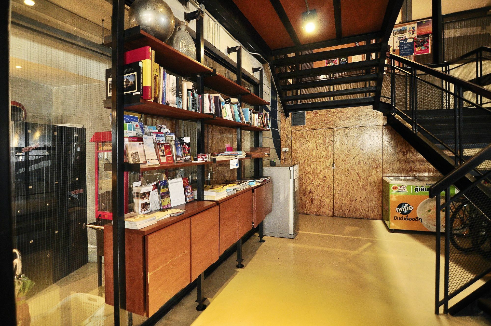 Zen Decho Road Hotel 3*