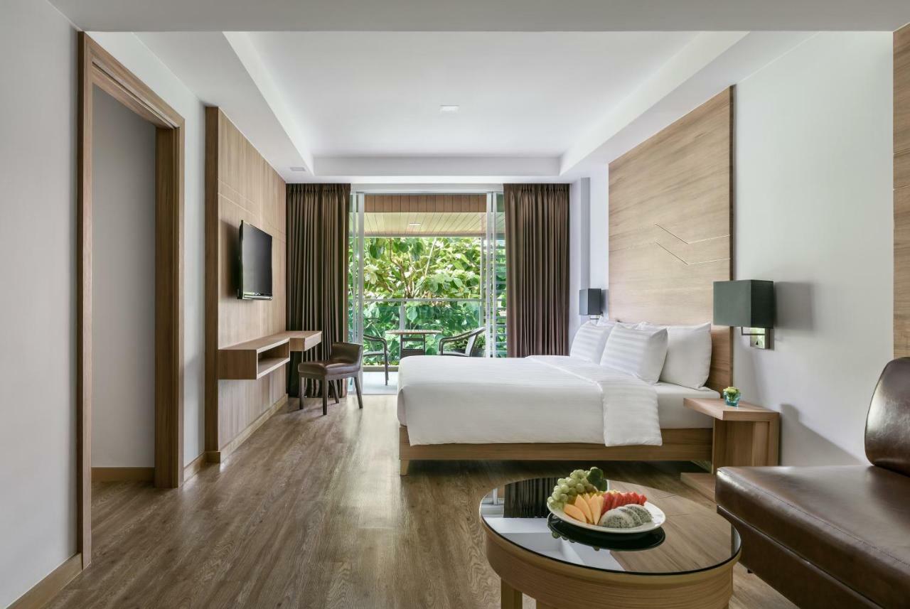 Hotel Adelphi Grande Sukhumvit 4*