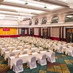 Ramada By Wyndham Bangkok Chaophya Park