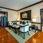 Ramada By Wyndham Bangkok Chaophya Park