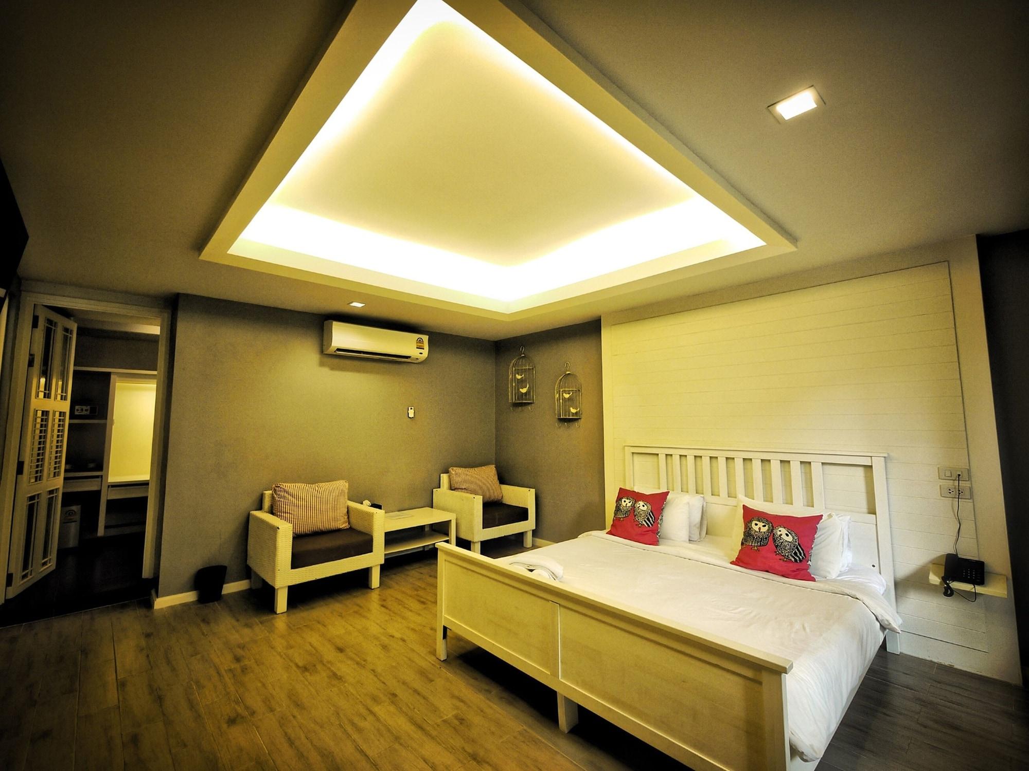 Paragon 4* Bangkok