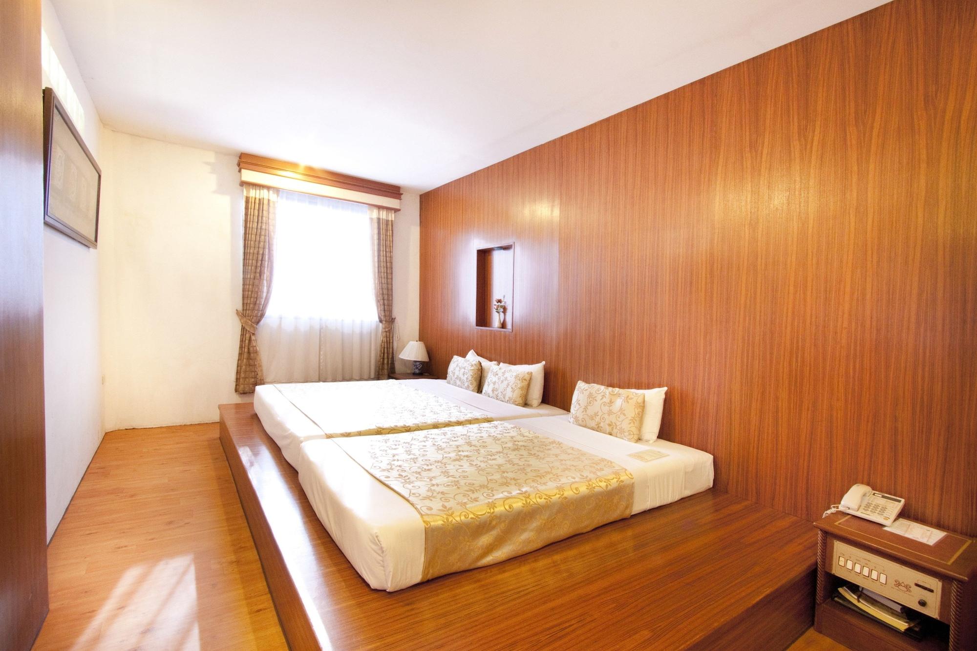 Hotel China Town - Sha Certified 3*