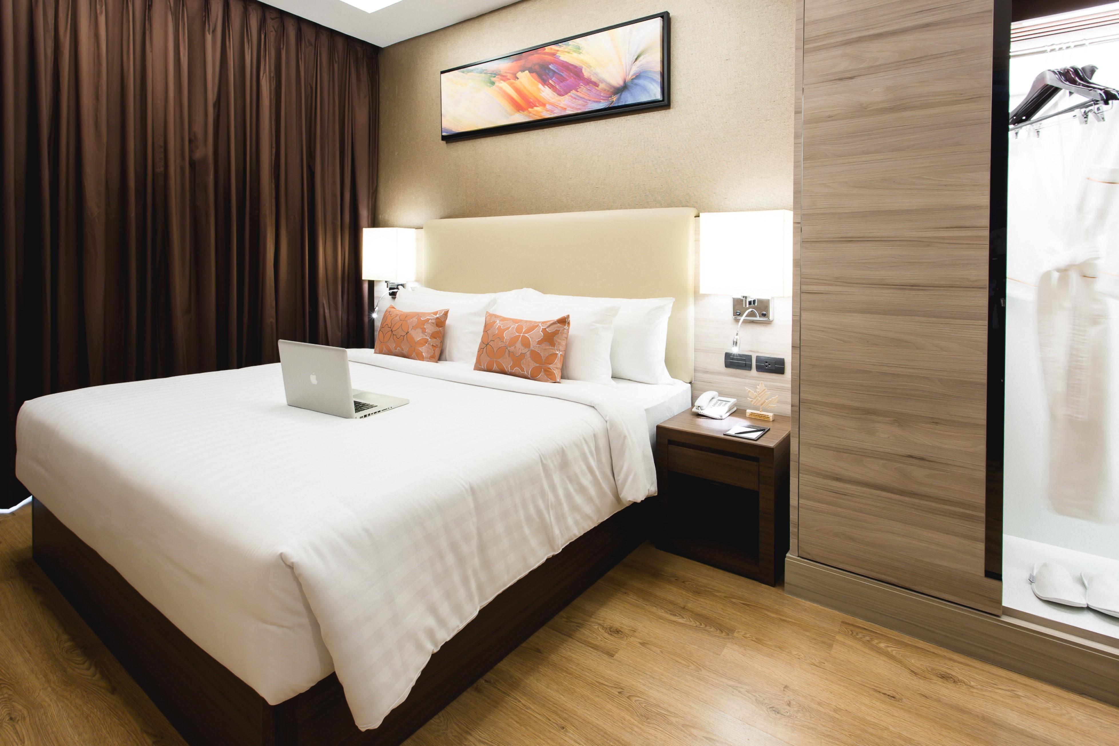 Adelphi Forty-nine Hotel 4*