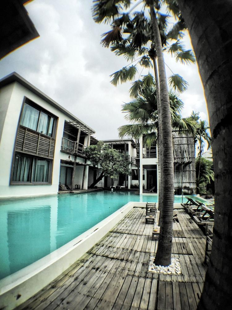 Hotel Paragon 4*
