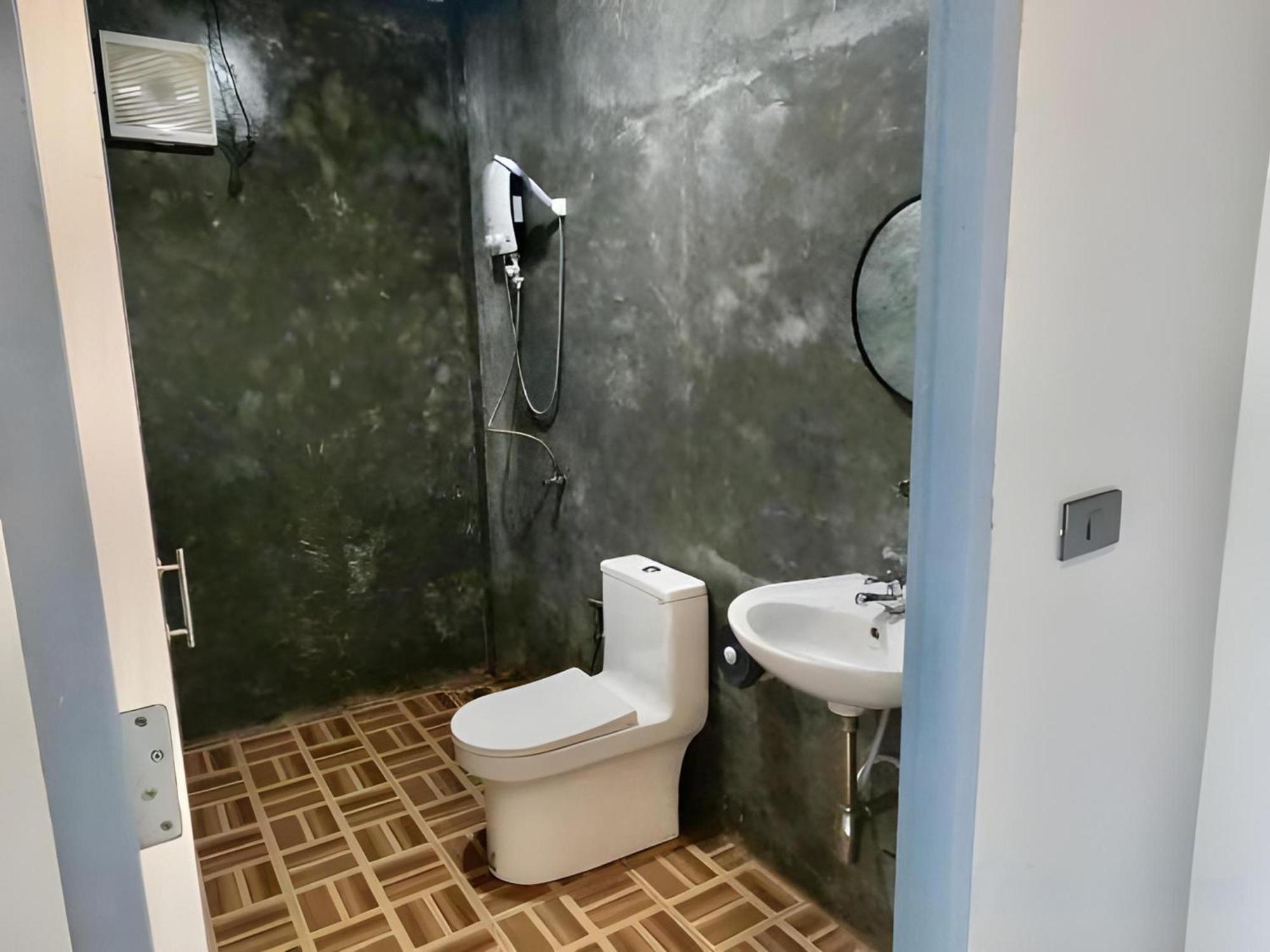 Collection O Diamond House Khaosan Hotel 3*