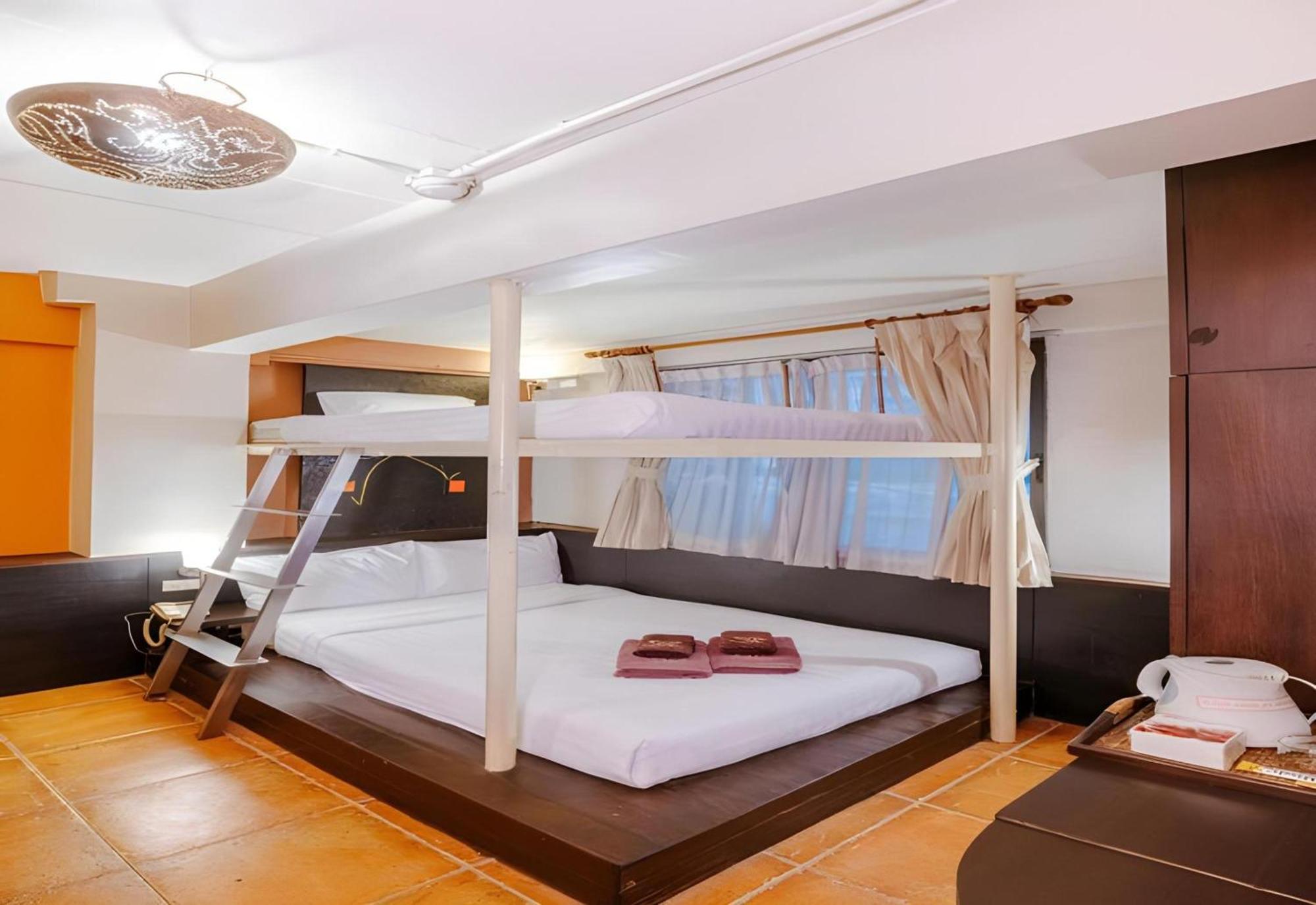 Collection O Diamond House Khaosan Bangkok