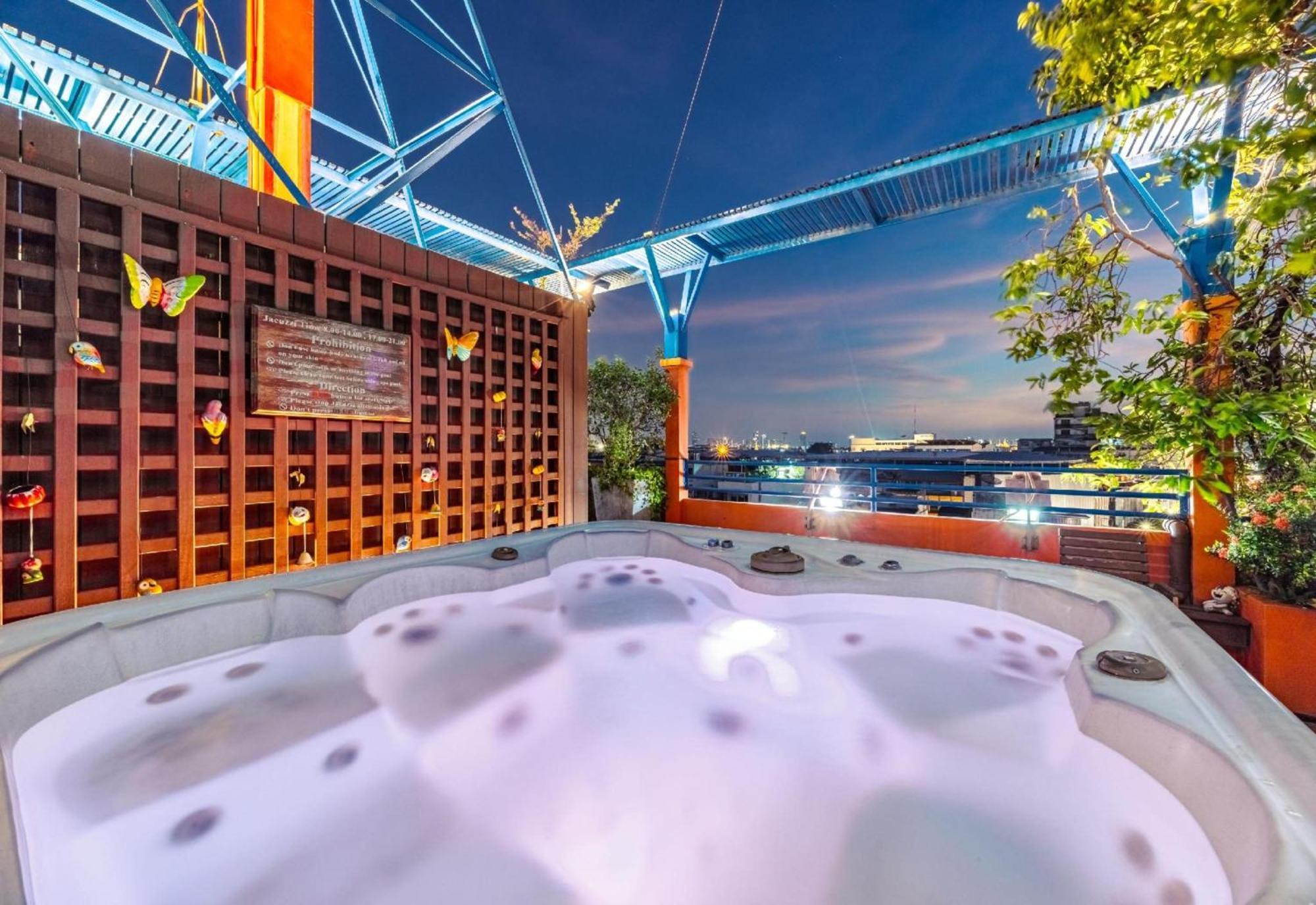 Collection O Diamond House Khaosan 3*