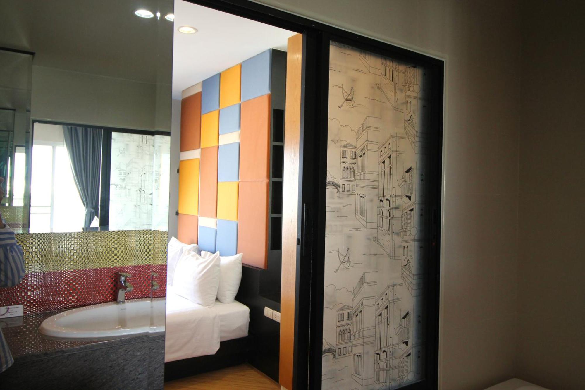 The Sunreno Sha Aparthotel Bangkok