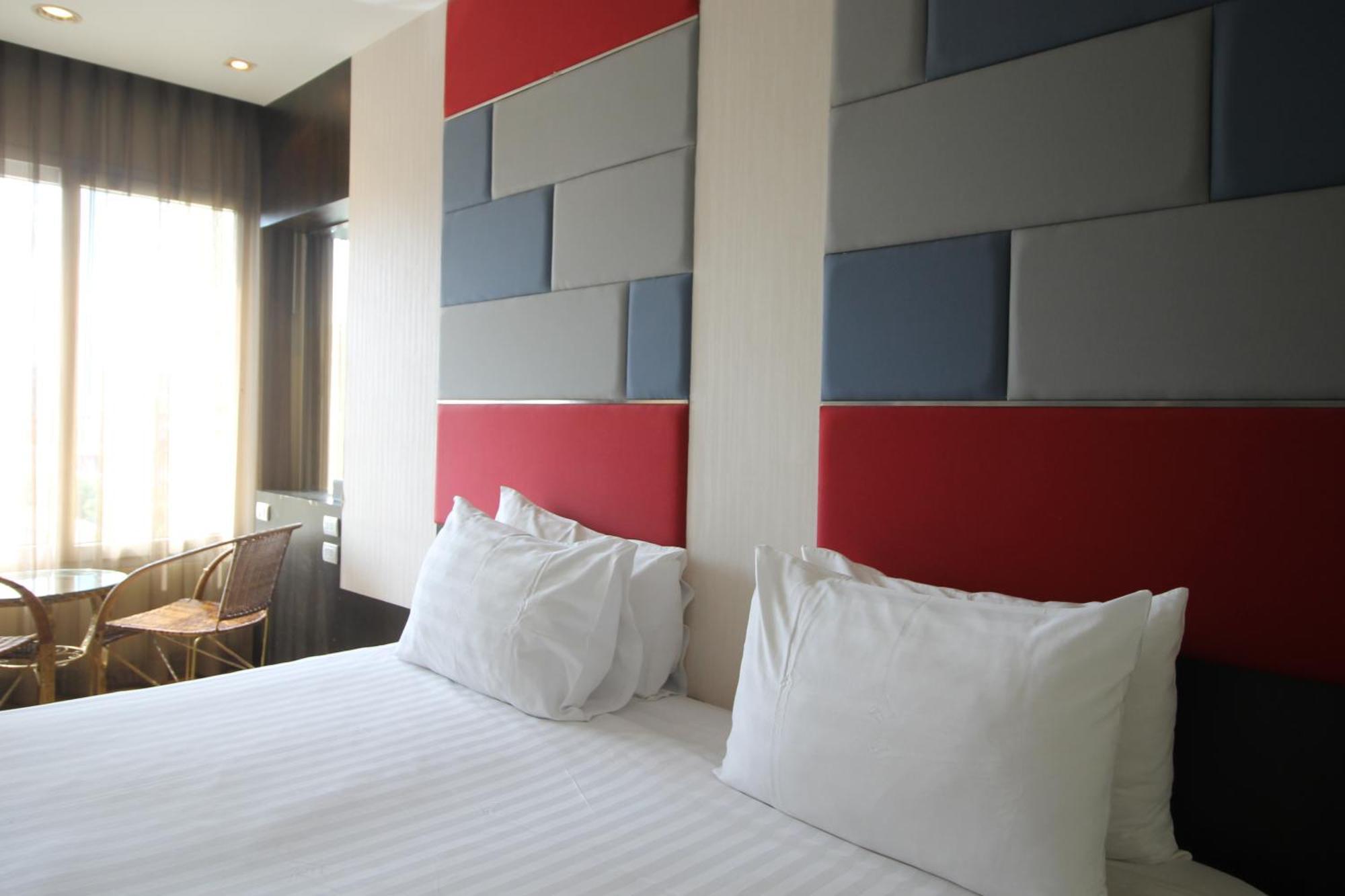 The Sunreno Sha Aparthotel