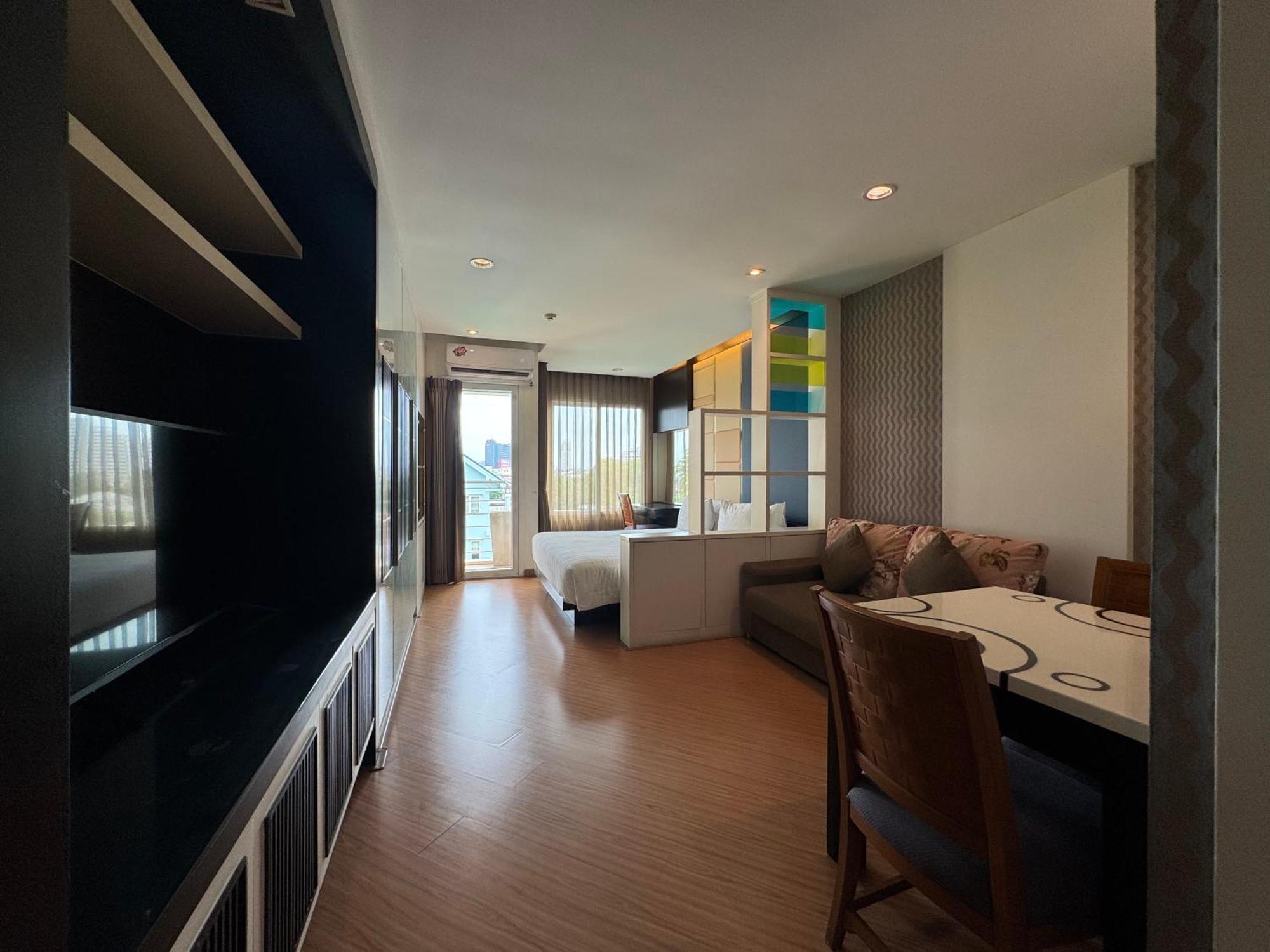 Aparthotel The Sunreno Sha Bangkok