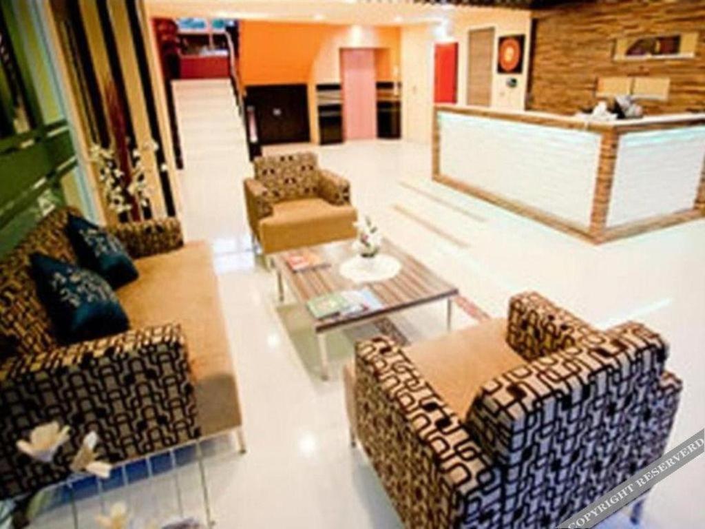 Hotel Icheck Residences Sukhumvit 20 3*