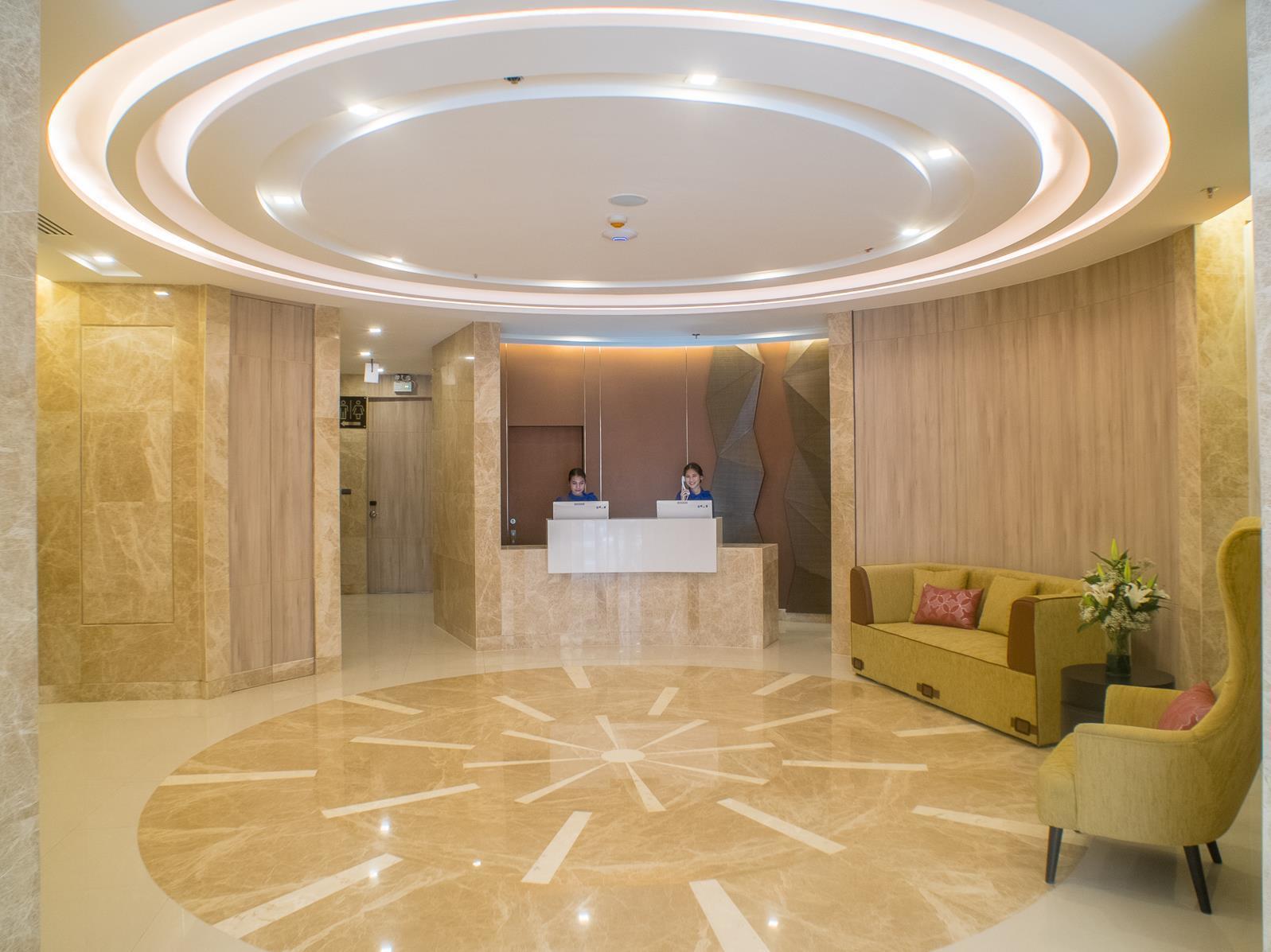 Hotel Adelphi Forty-nine Bangkok