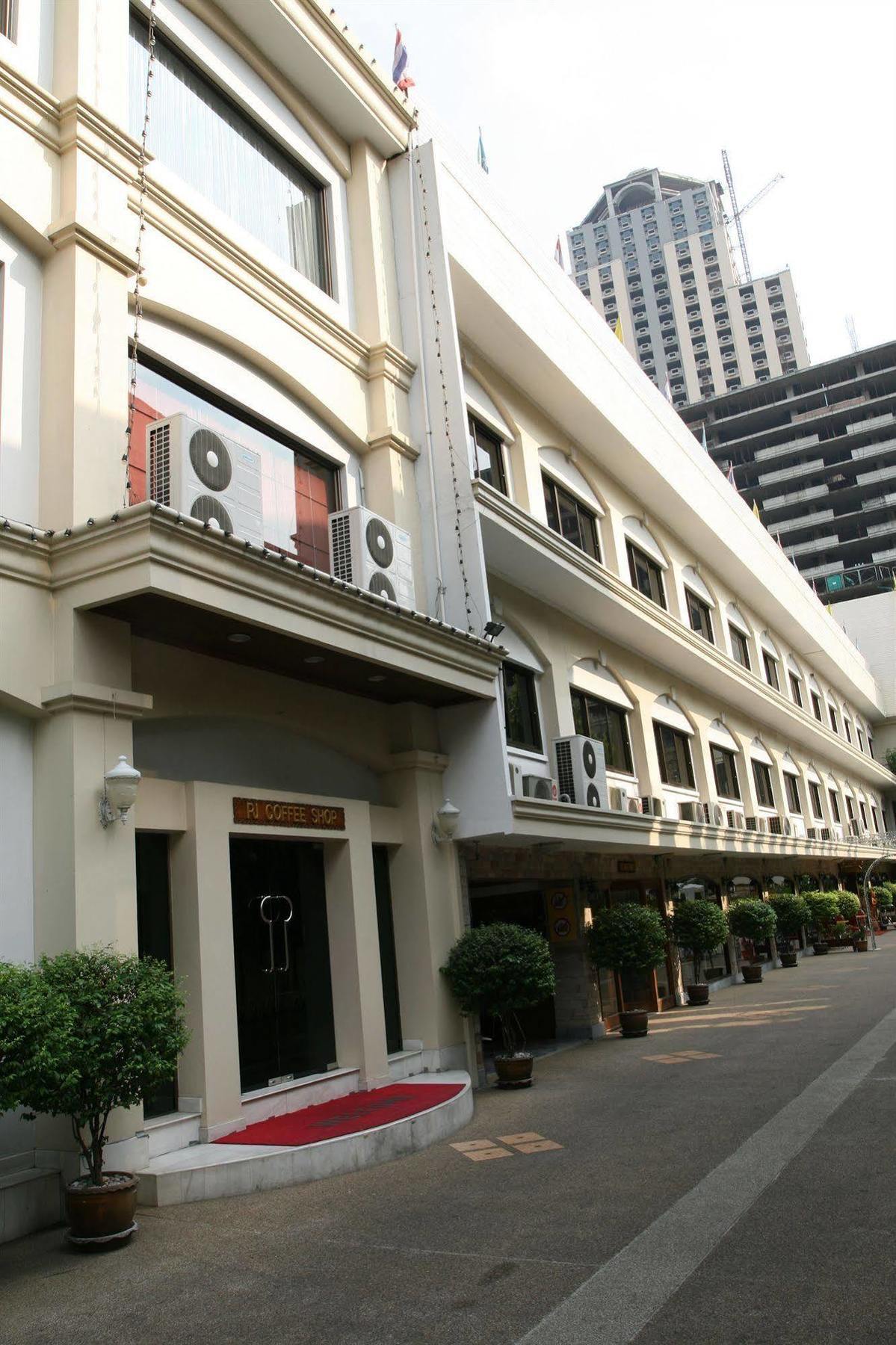 Pj Watergate Hotel 3*