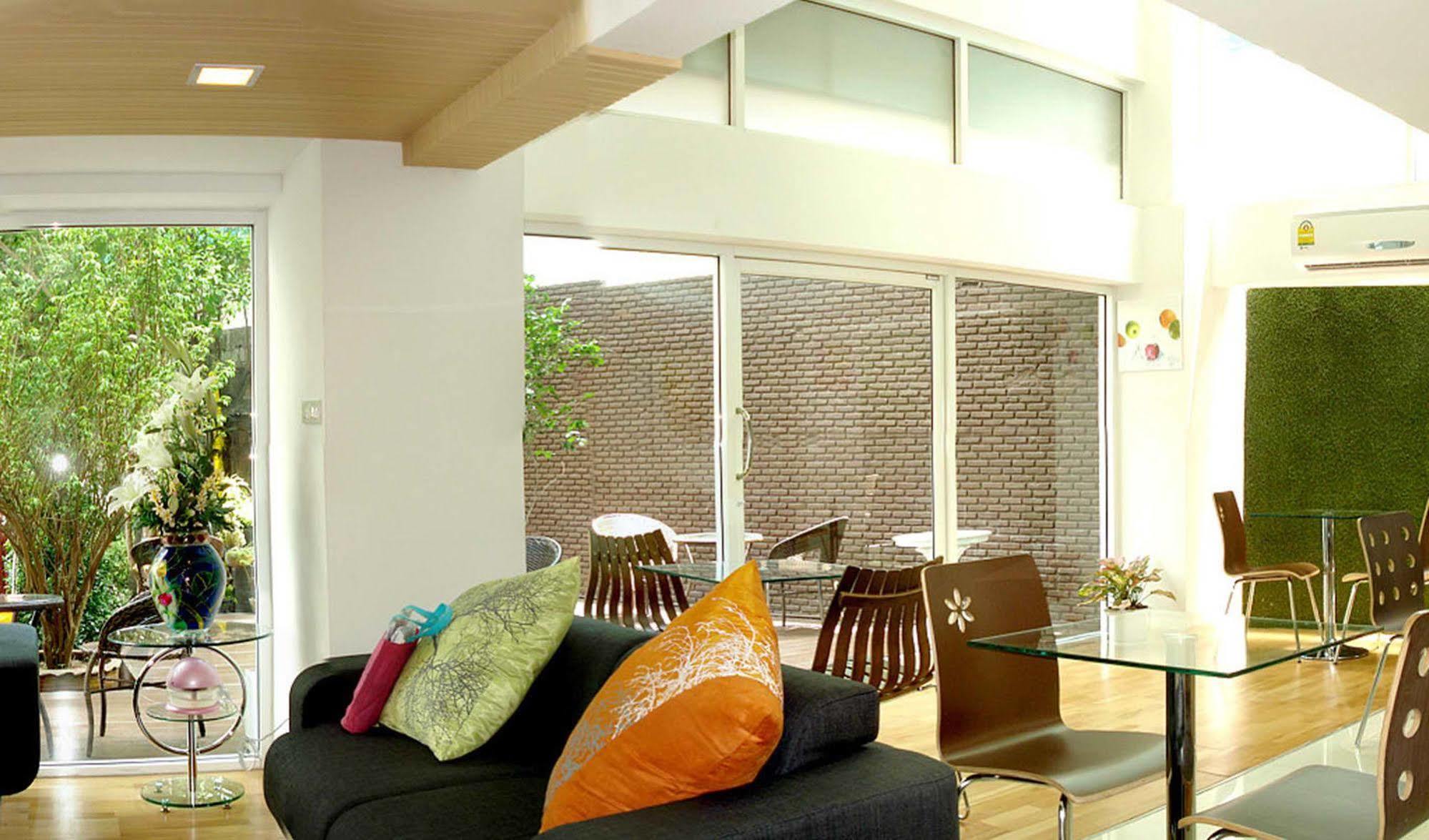Hotel Nantra Sukhumvit 39 3*