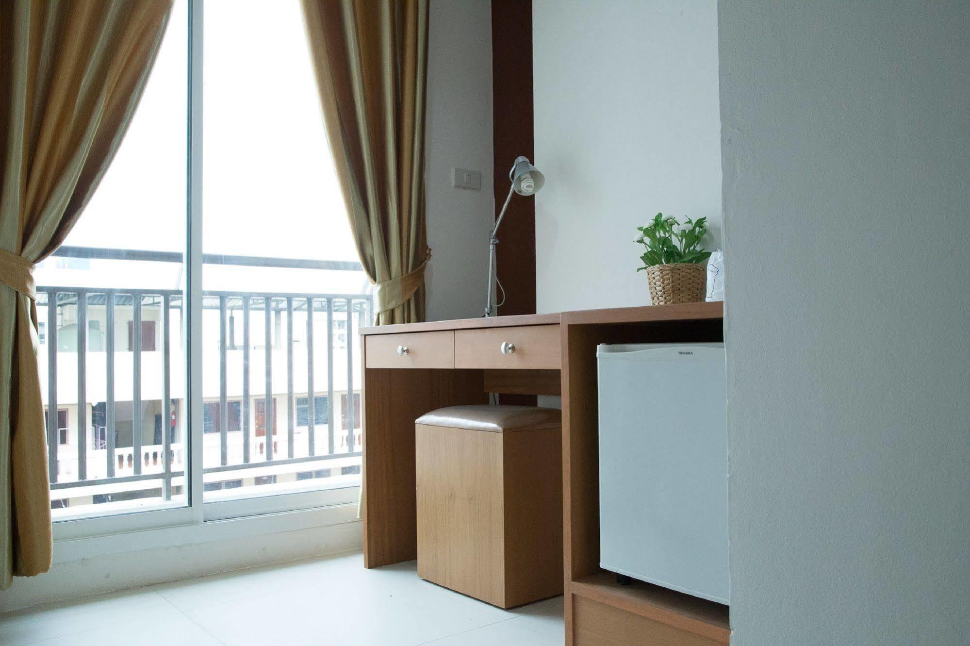 Aparthotel Nrv Place