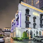 Metropole The Crest Collection By Ascott
