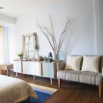 Winnine Cozy Home