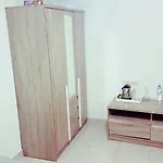 Chauhan Inn
