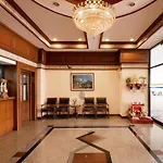 L.A. Tower Hotel