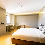 Big Apt, Hidden Gem, Fully Equipped 2 Big Br, 2 Ba, Spacious Living In Dt