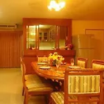 Omni Suites Aparts-Hotel