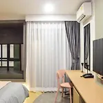 Rico Hotel Ratchadapisek 32
