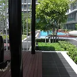 The Skyhouse Duplex - Luxury Home