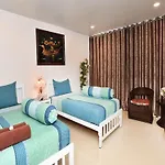 Parvena Hotel