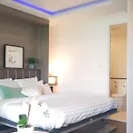 Downtown Apartment Near Asok Bts Mrt Terminal 21 Rooftop Pool & Gym