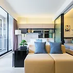 Stylish Room ,2Beds, Free Wi-Fi,Netflix, Bts Asok, Sukhumvit