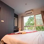 48 Metro Hotel