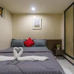 Cheqinn Bed Sukhumvit 4 Nana Plaza