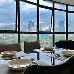 2Bedroom Condo In Heart Of Bangkok