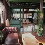 Non House Bangkok บ้านนอนโฮสเทล