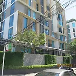 5 Stars 1 Bedroomtub Bathshower Bangkok Downtown Near Emquartier Shopping Mall