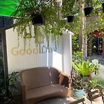 Good Day Hostel